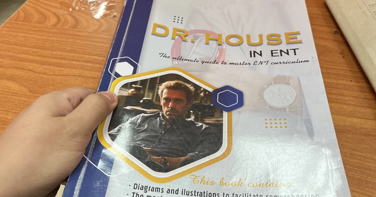 Dr House ENT Book